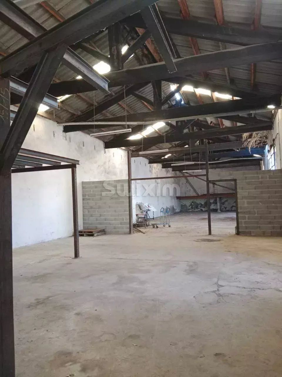 commerce en vente sur Nîmes (30900)