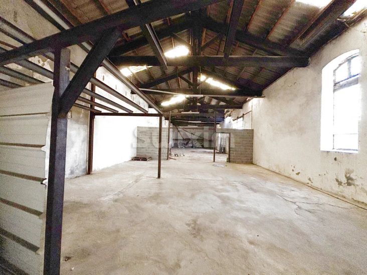 Vente Commerce Nîmes 313 m²