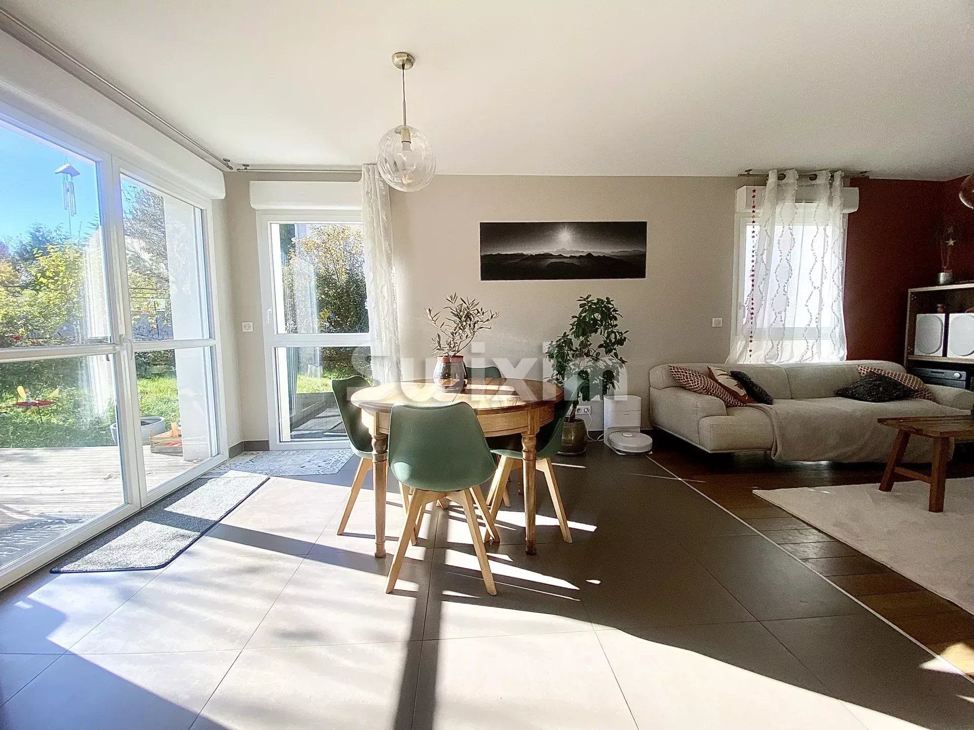 triplex 5 Salas en venta en Charvonnex (74370)