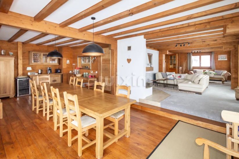 Vente Maison La Chapelle-d'Abondance 10 Pièces 250 m²