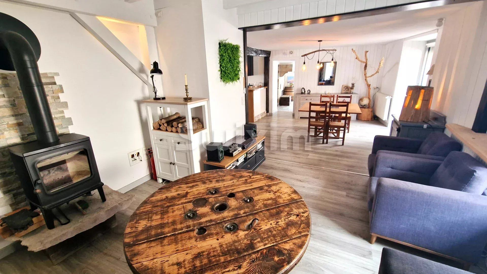 immeuble 11 Pièces en vente sur Torpes (25320)