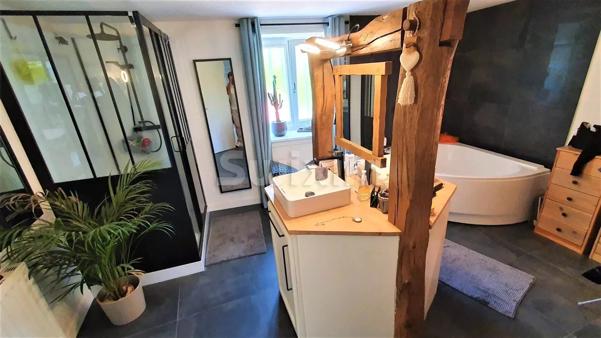 immeuble 11 Pièces en vente sur Torpes (25320)