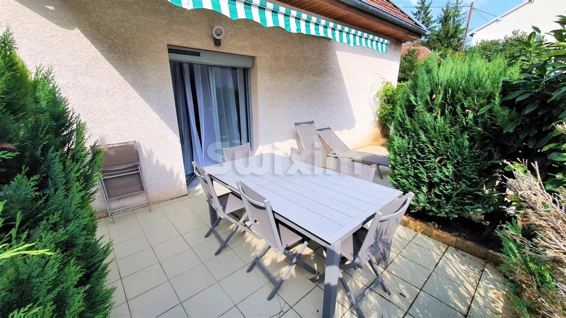 immeuble 11 Pièces en vente sur Torpes (25320)