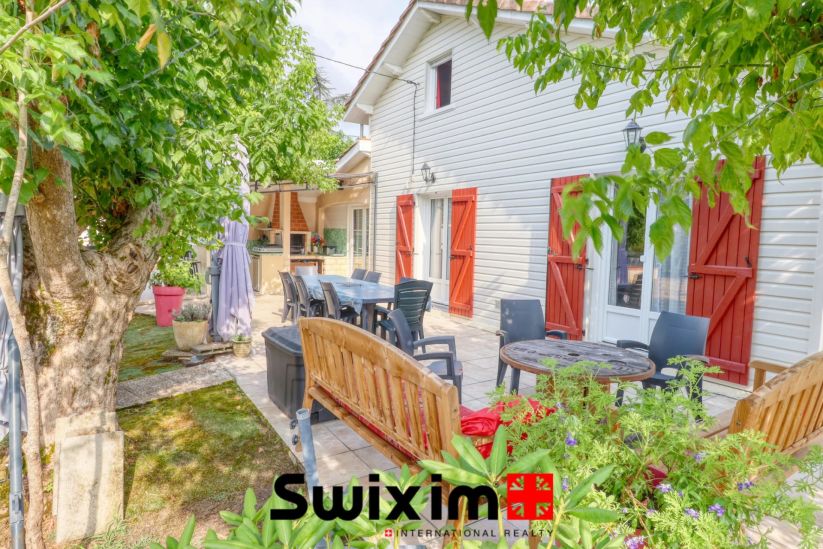 Vente Maison Landiras 7 Pièces 177 m²