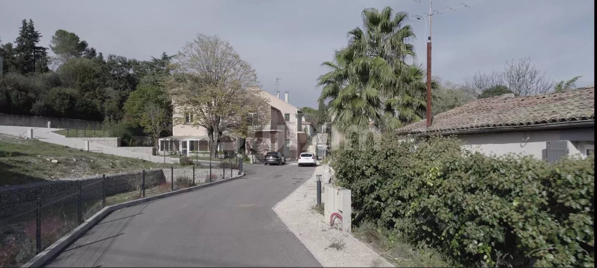 Vente Appartement Nîmes 7 Pièces 181 m²