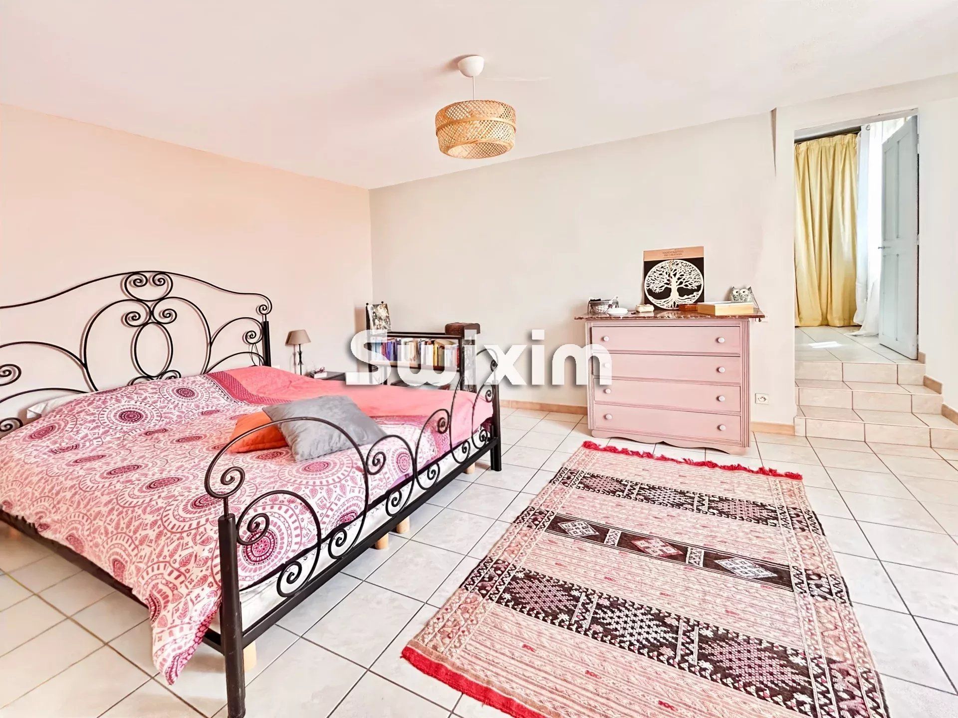 maison 7 Pièces en vente sur Suze-la-Rousse (26790)