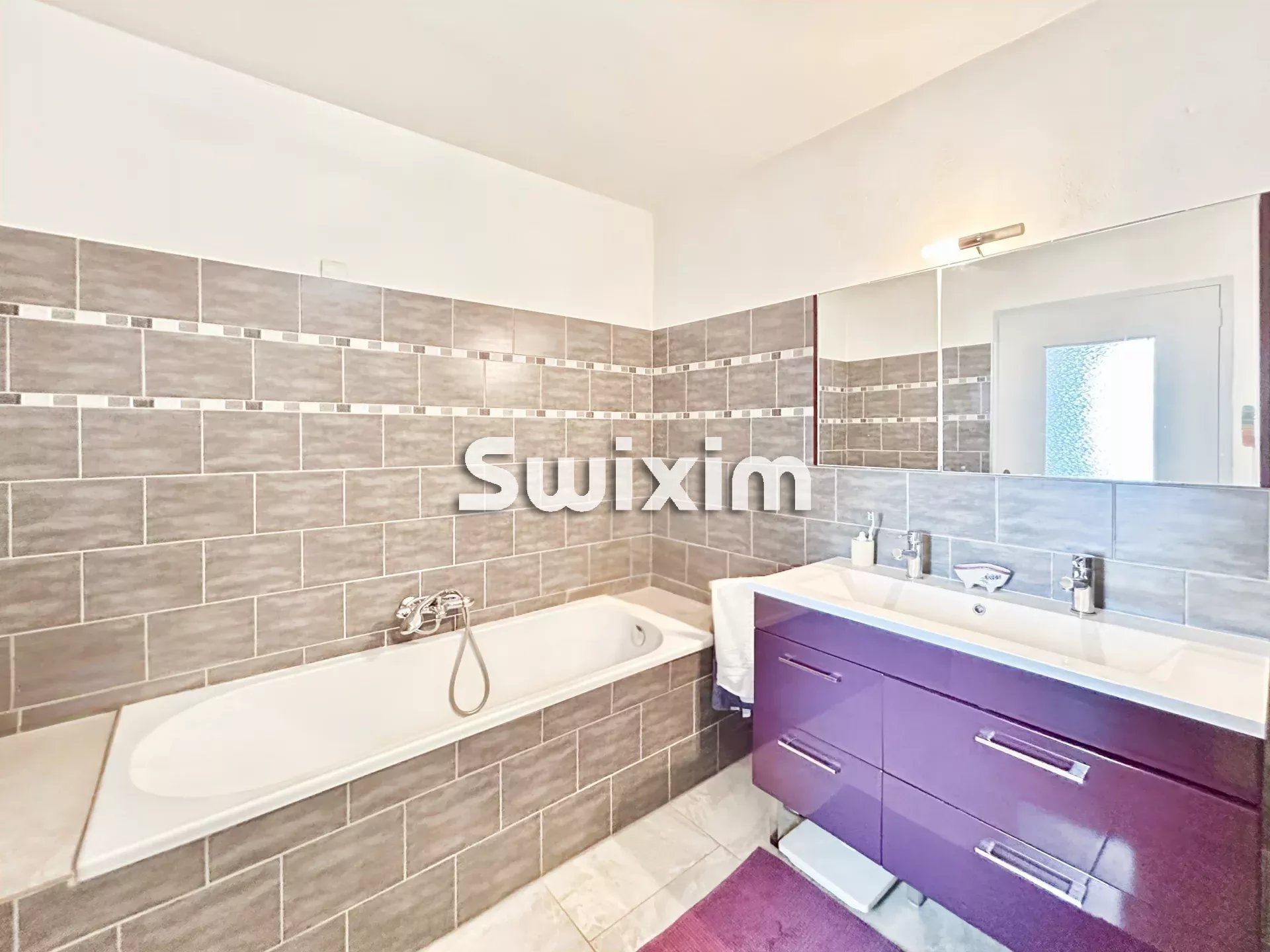 maison 7 Pièces en vente sur Suze-la-Rousse (26790)