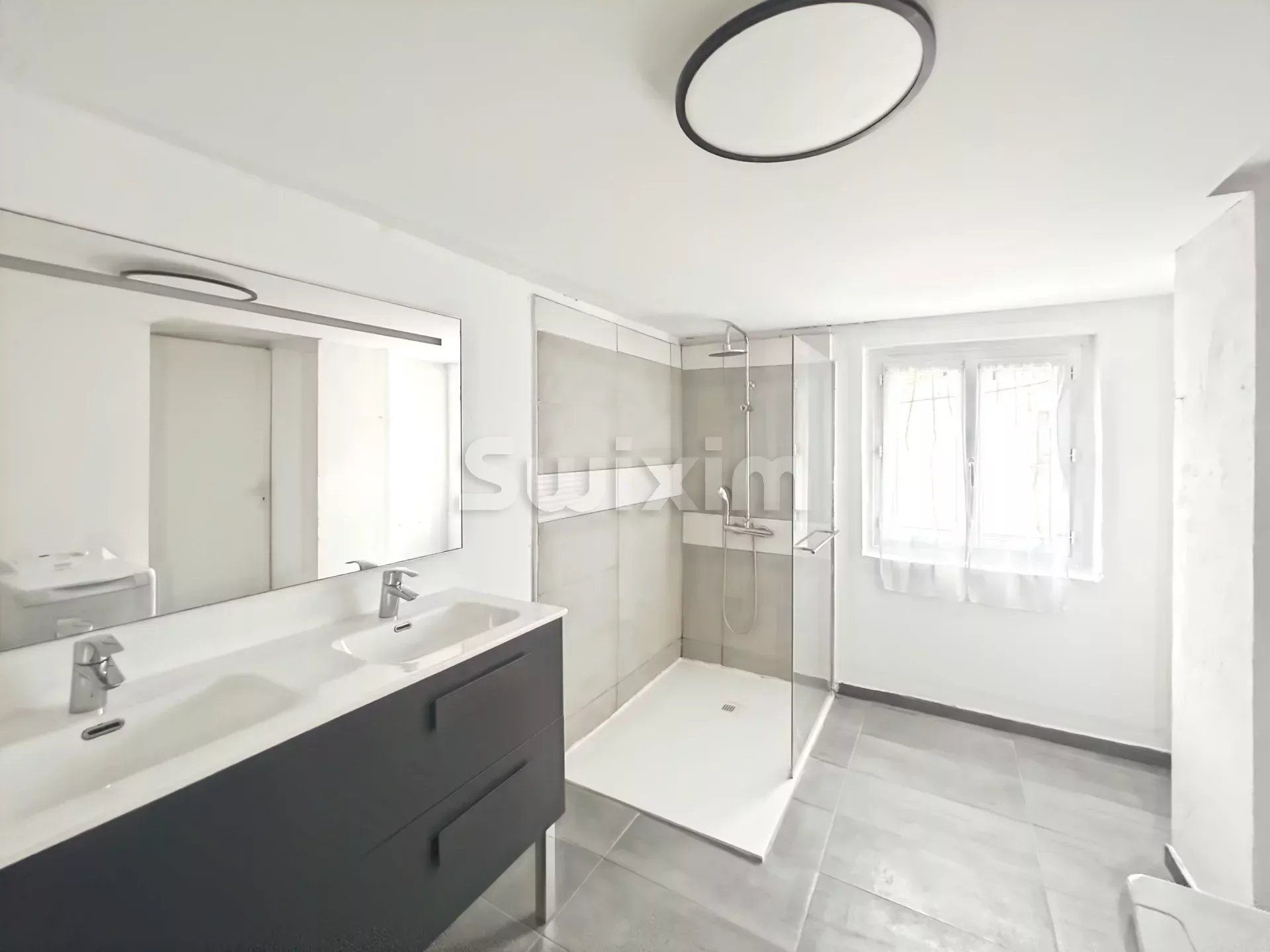 casa 3 Salas en venta en Valréas (84600)