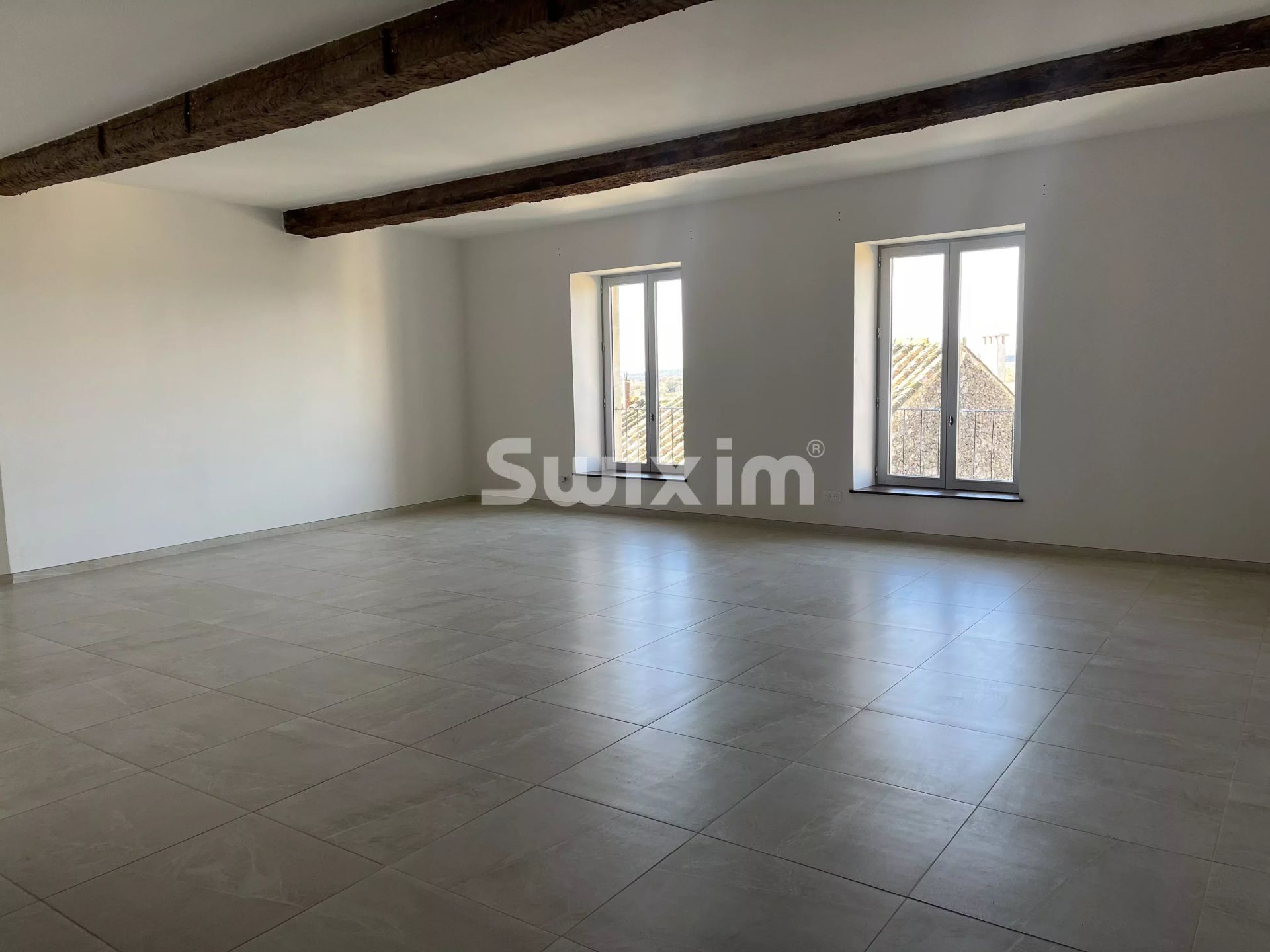 apartamento 5 Salas en venta en Grignan (26230)