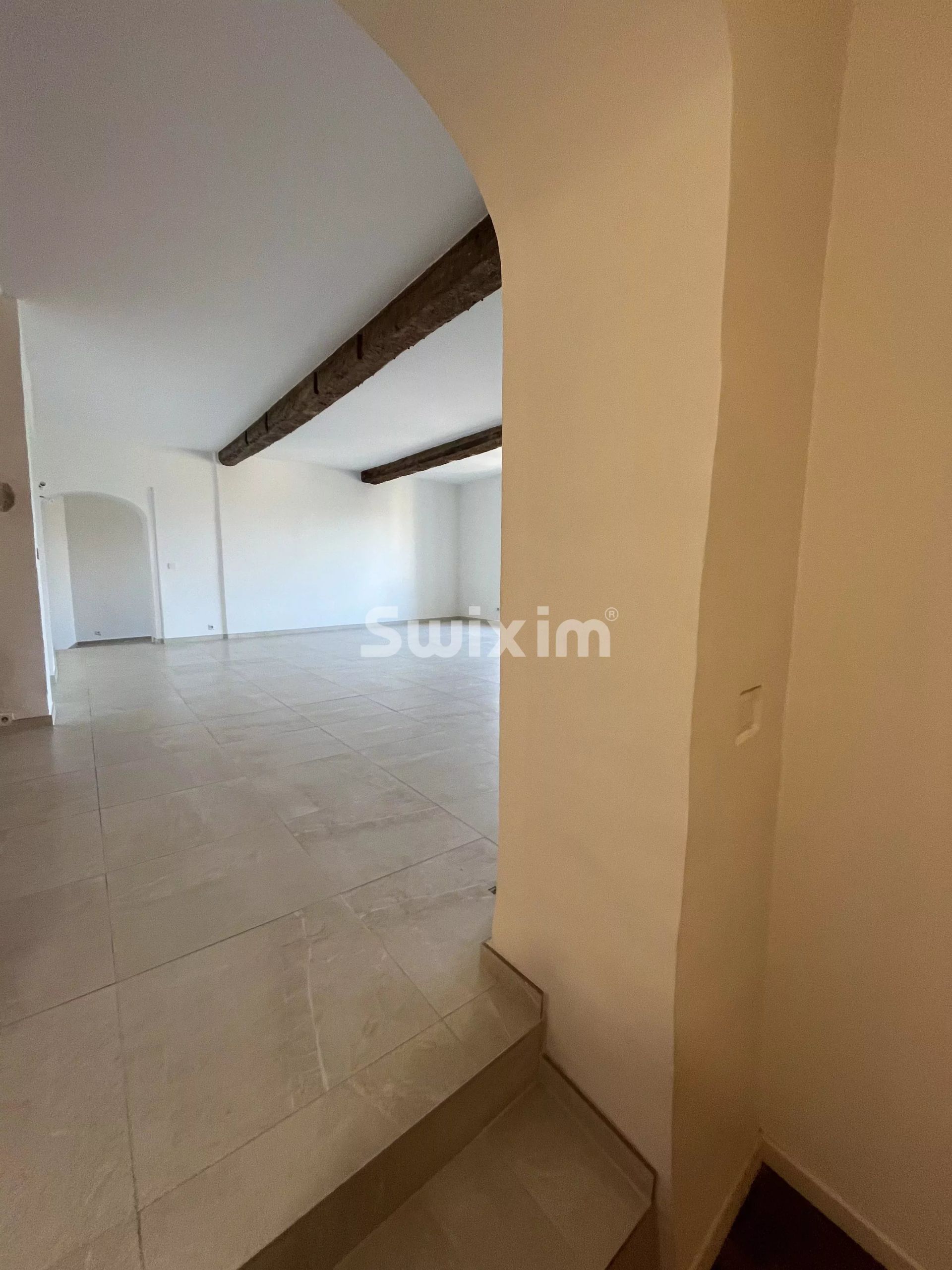 appartamento 5 Camere in vendita su Grignan (26230)