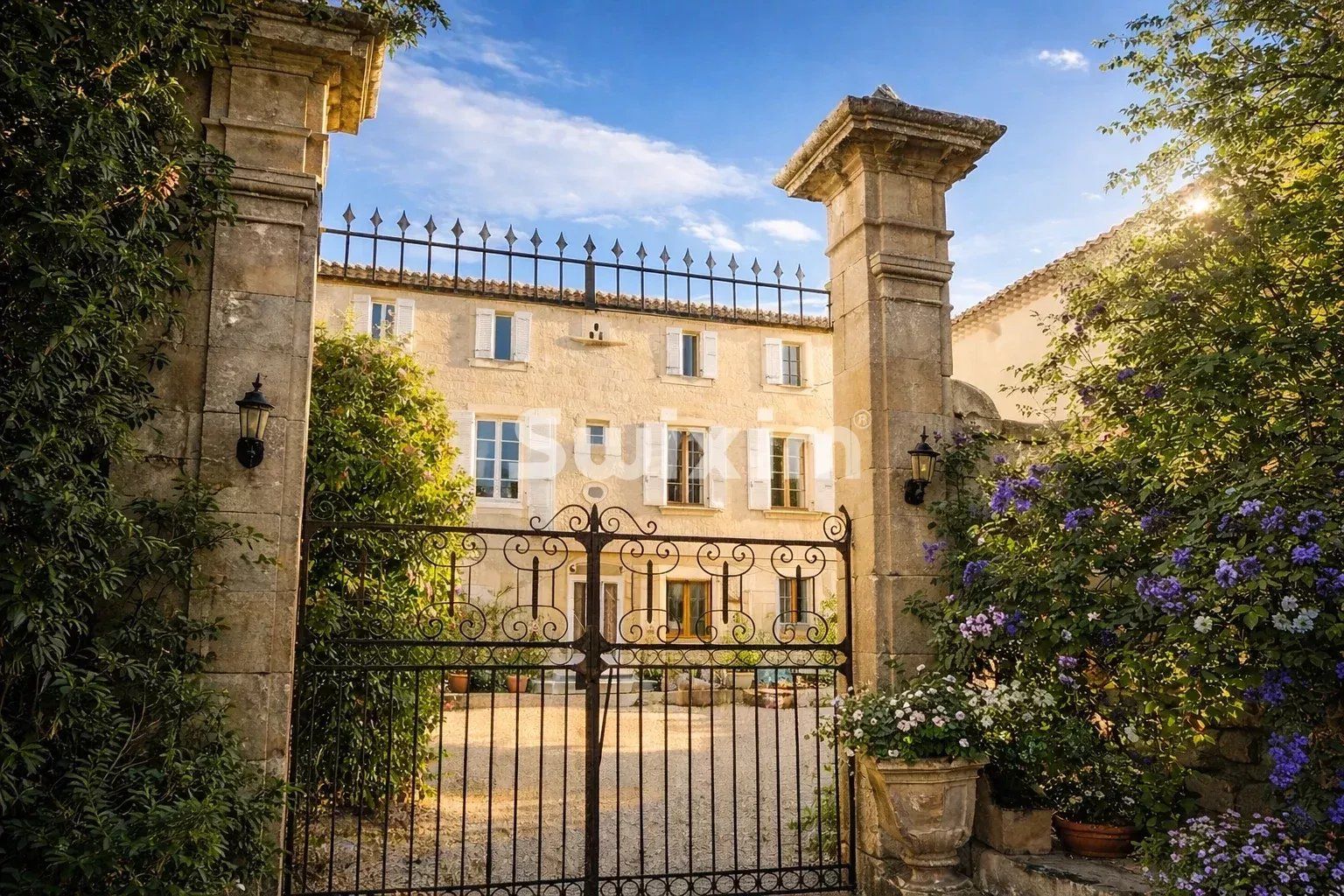 mas 7 Camere in vendita su Grignan (26230)
