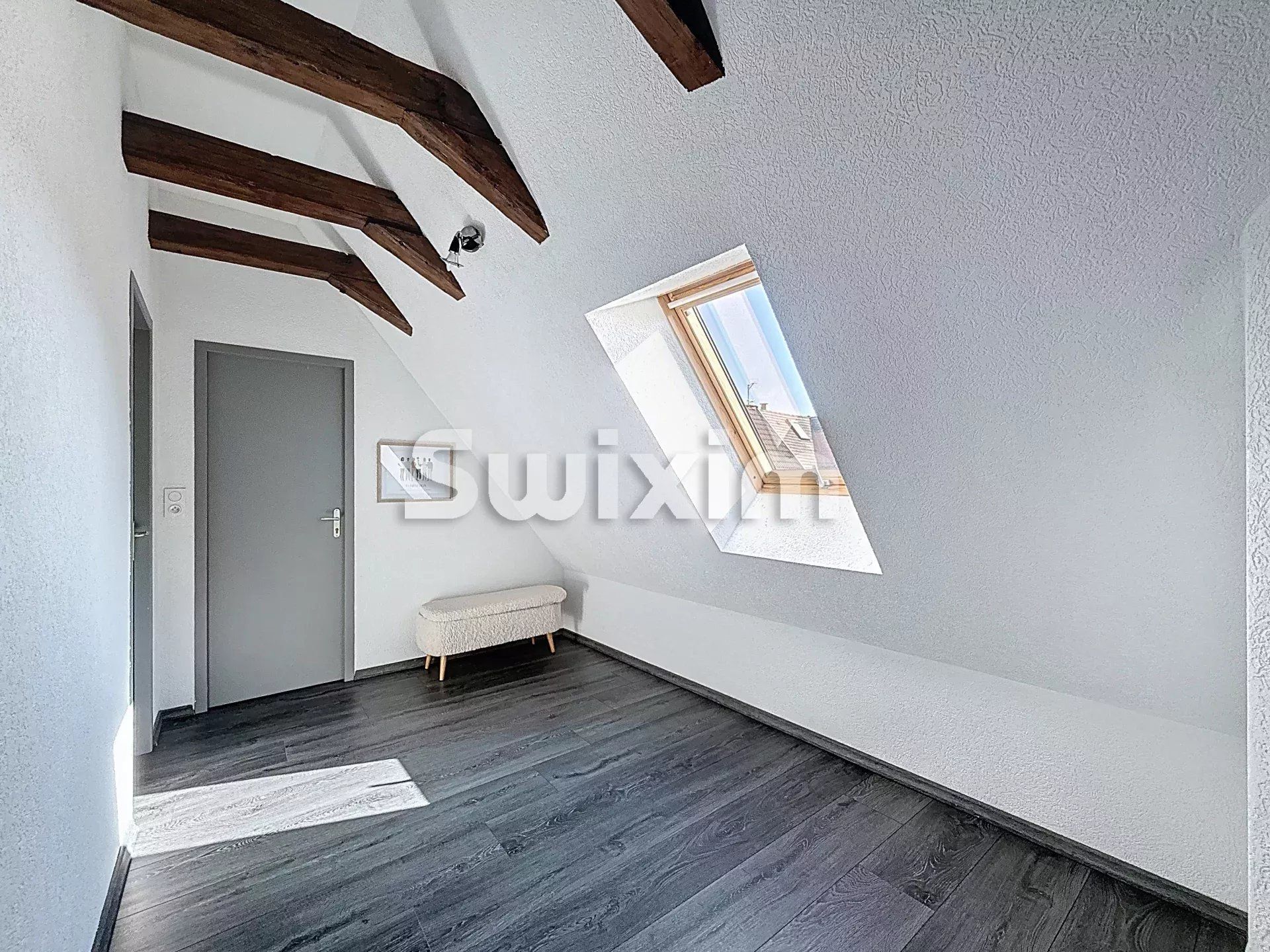 appartamento 4 Camere in vendita su Gex (01170)