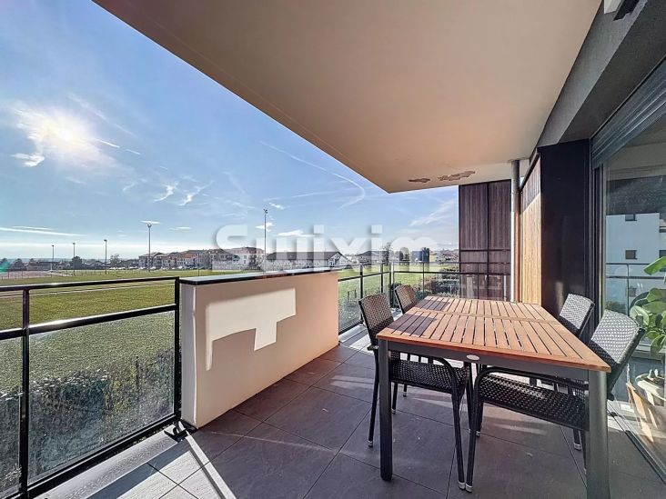 Vente Appartement Cessy 3 Pièces 67 m²