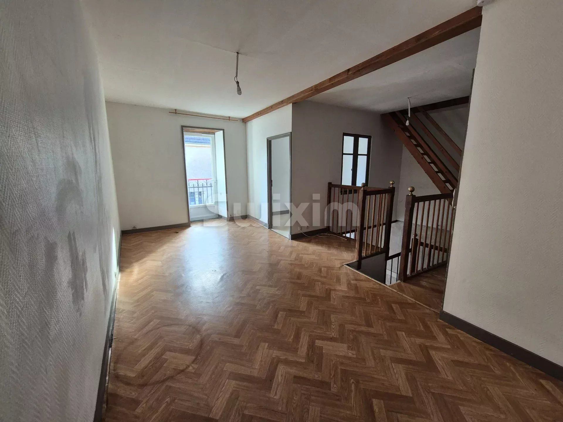 maison 13 Pièces en vente sur Metz-le-Comte (58190)