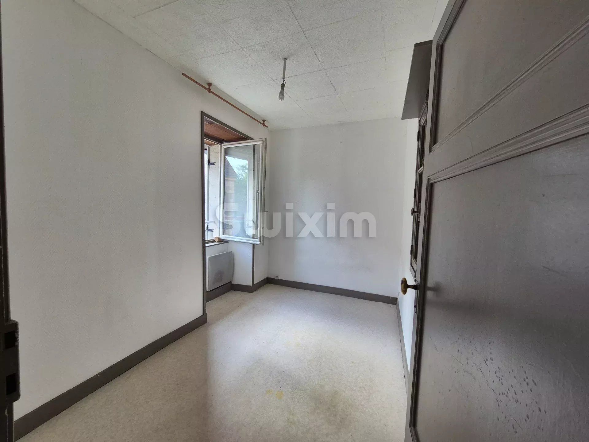 maison 13 Pièces en vente sur Metz-le-Comte (58190)