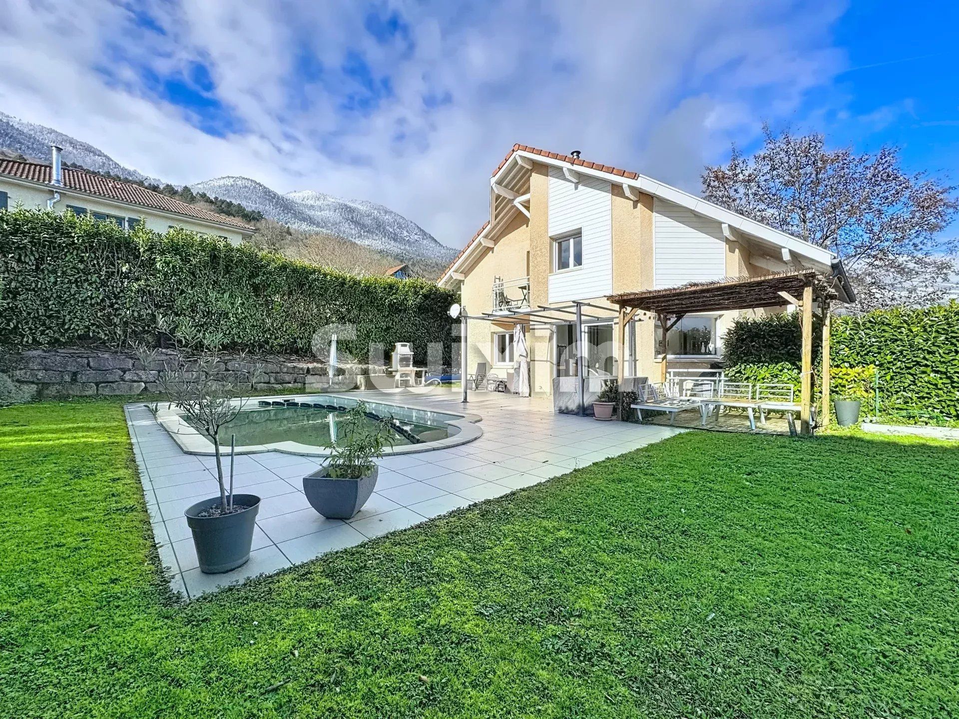 maison 6 Pièces en vente sur Collonges (01550)