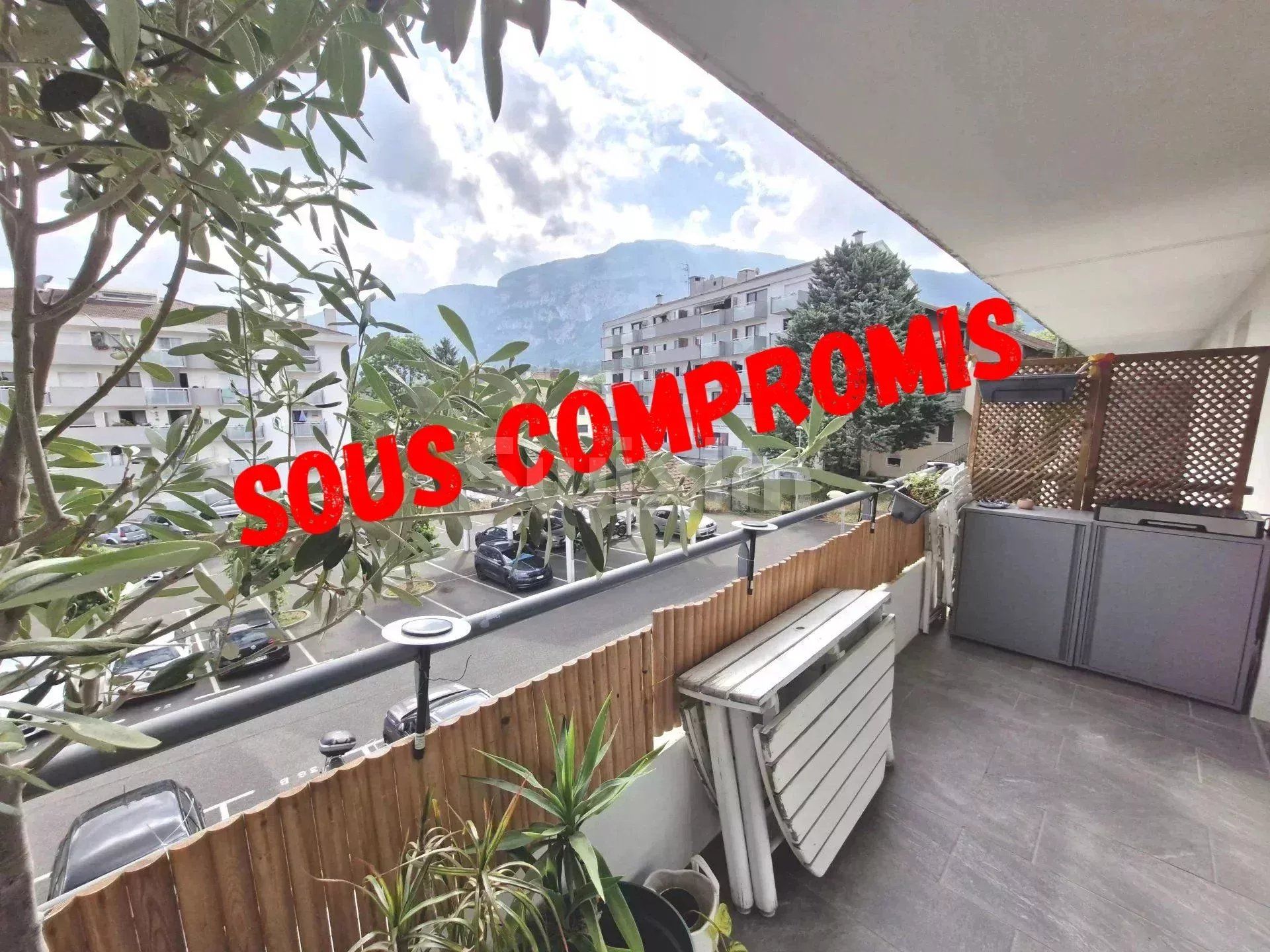 apartment 3 Rooms for sale on Collonges-sous-Salève (74160)