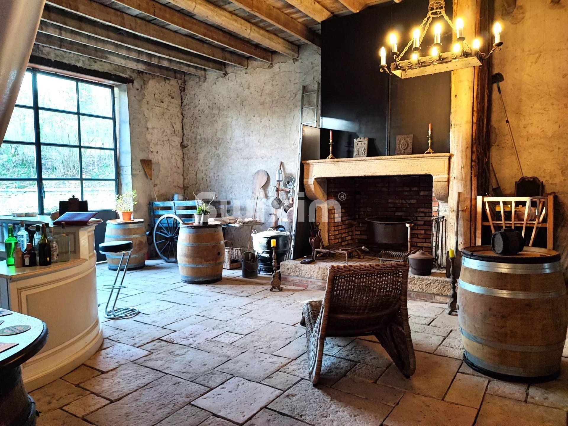 propiedad 12 Salas en venta en Beaune (21200)