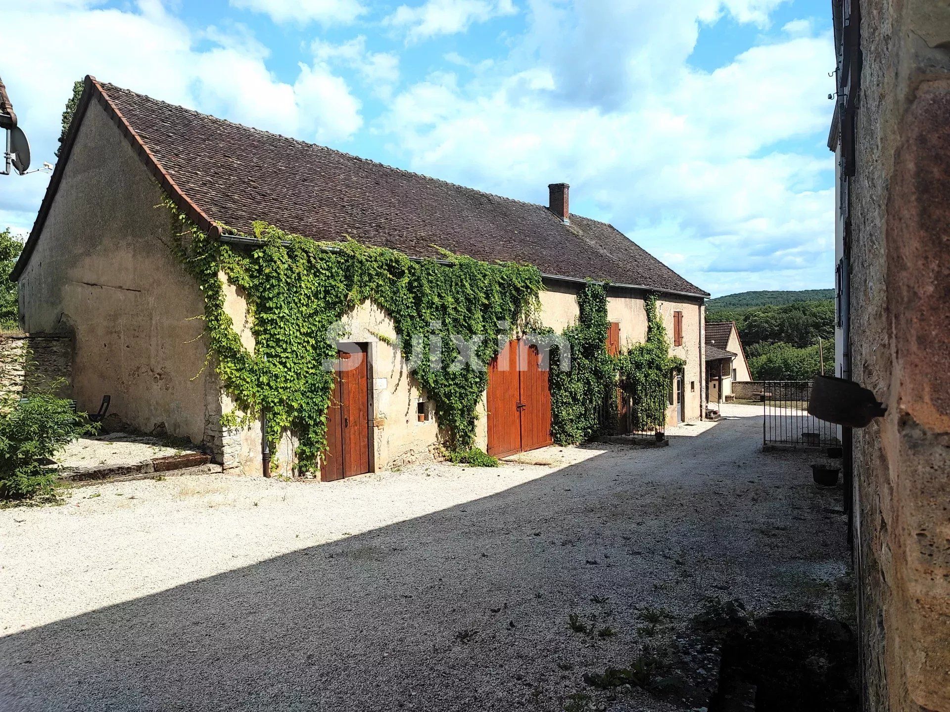 propiedad 12 Salas en venta en Beaune (21200)