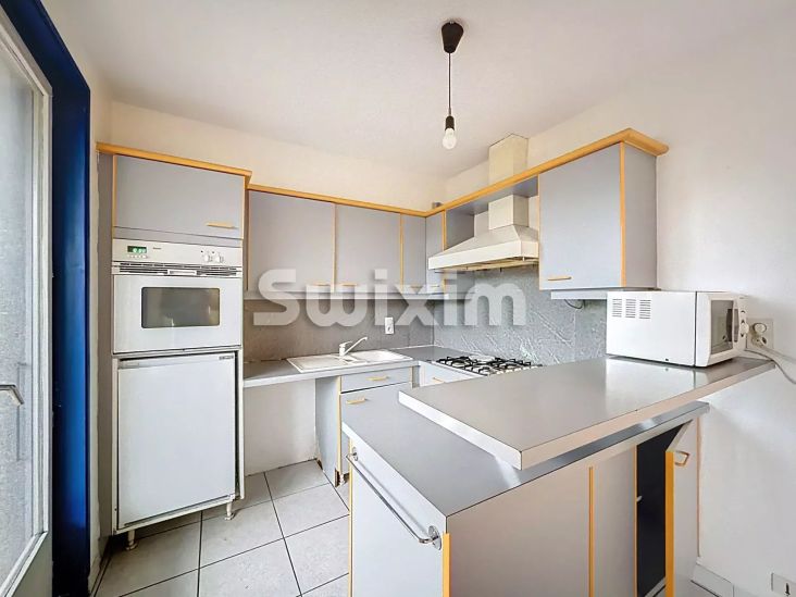Sale Apartment Ornex 1 room 34 m²