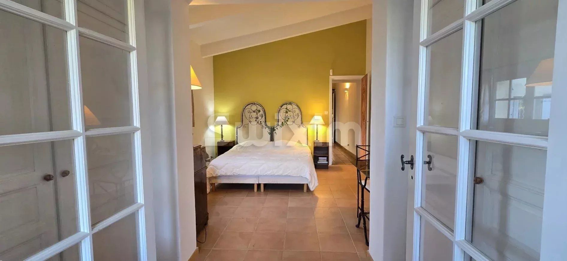 maison 8 Pièces en vente sur Nyons (26110)