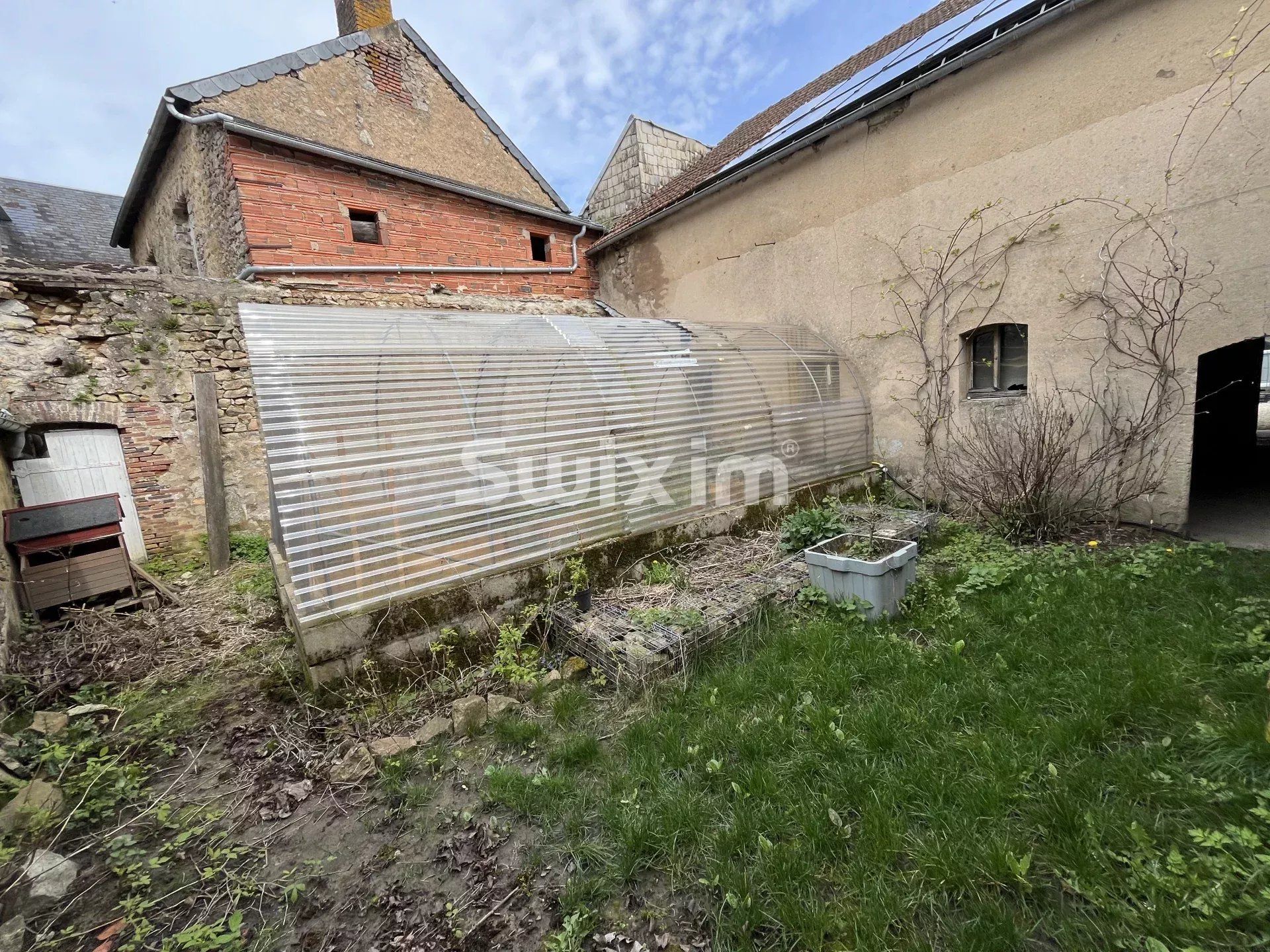 casa 10 Salas en venta en Ouroux-en-Morvan (58230)