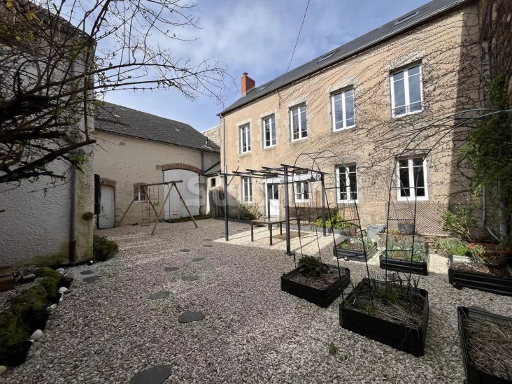 Vente Maison Ouroux-en-Morvan 10 Pièces 400 m²