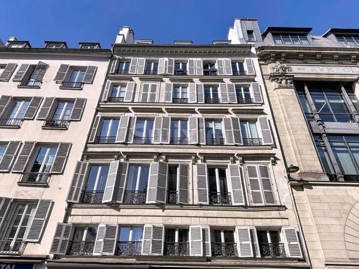 Vente Appartement Paris 10ème 2 Pièces 49 m²