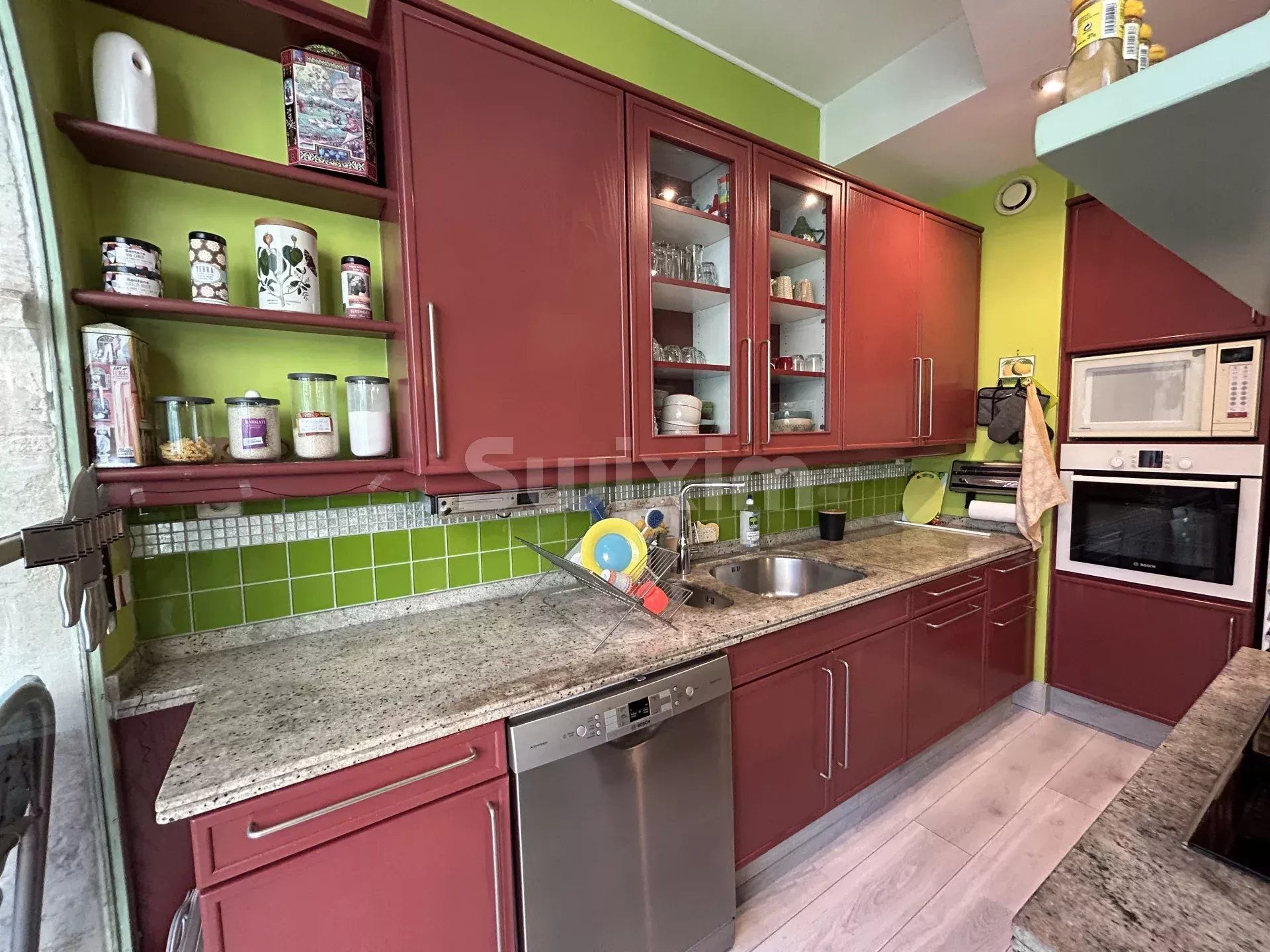 bastide 8 Quartos para venda sobre Saint-Paul-Trois-Châteaux (26130)