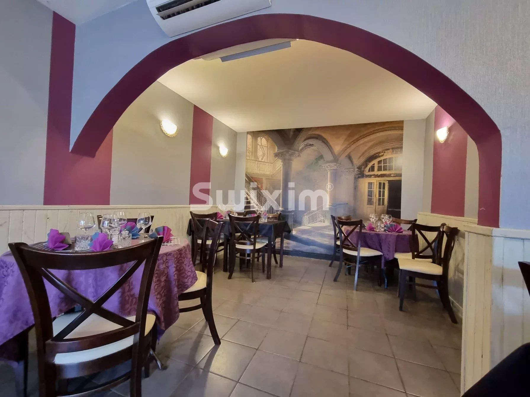 locale commerciale 7 Camere in vendita su Clamecy (58500)