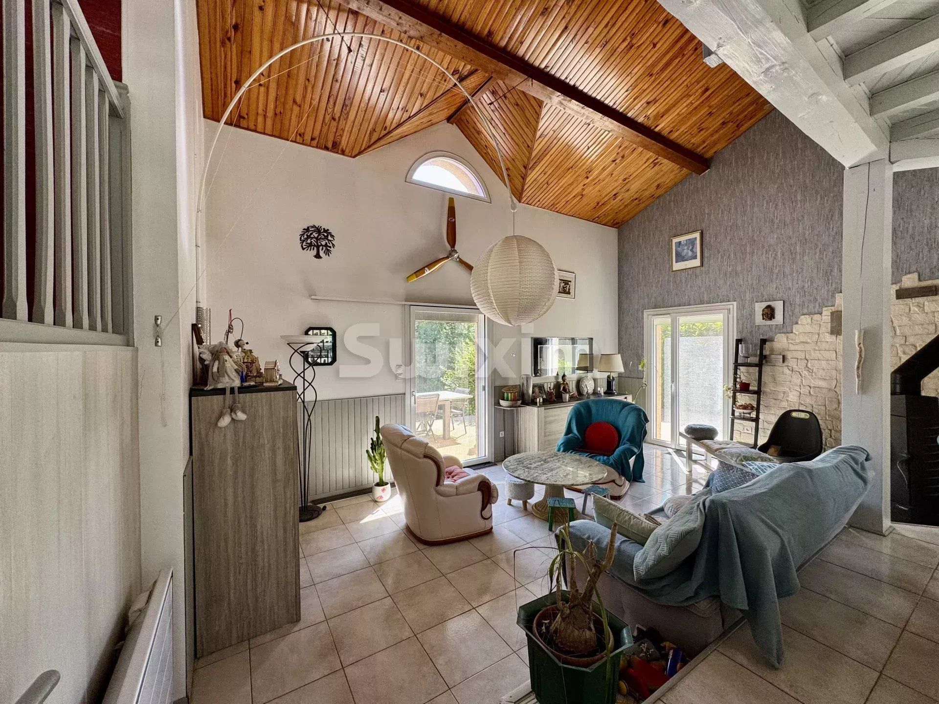 casa 5 Camere in vendita su Châtillon-sur-Chalaronne (01400)