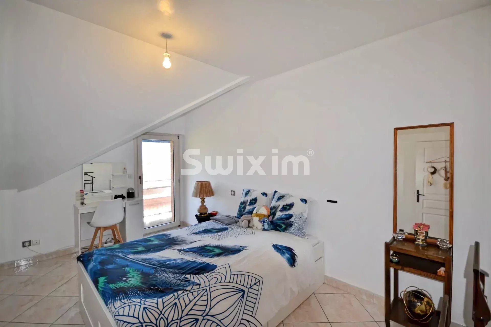 house 10 Rooms for sale on Annecy-le-Vieux (74940)