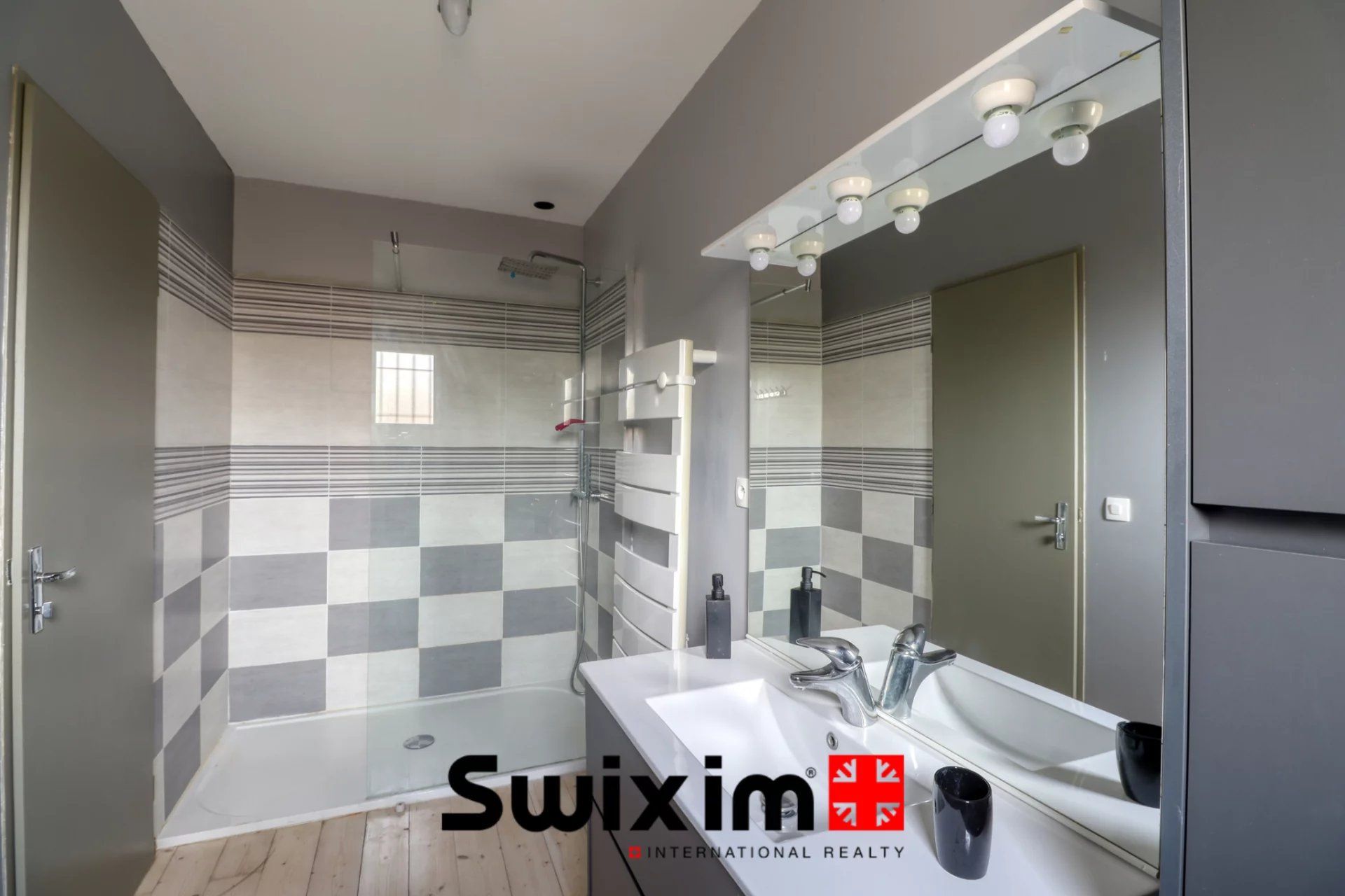 maison 10 Pièces en vente sur Grayan-et-l'Hôpital (33590)