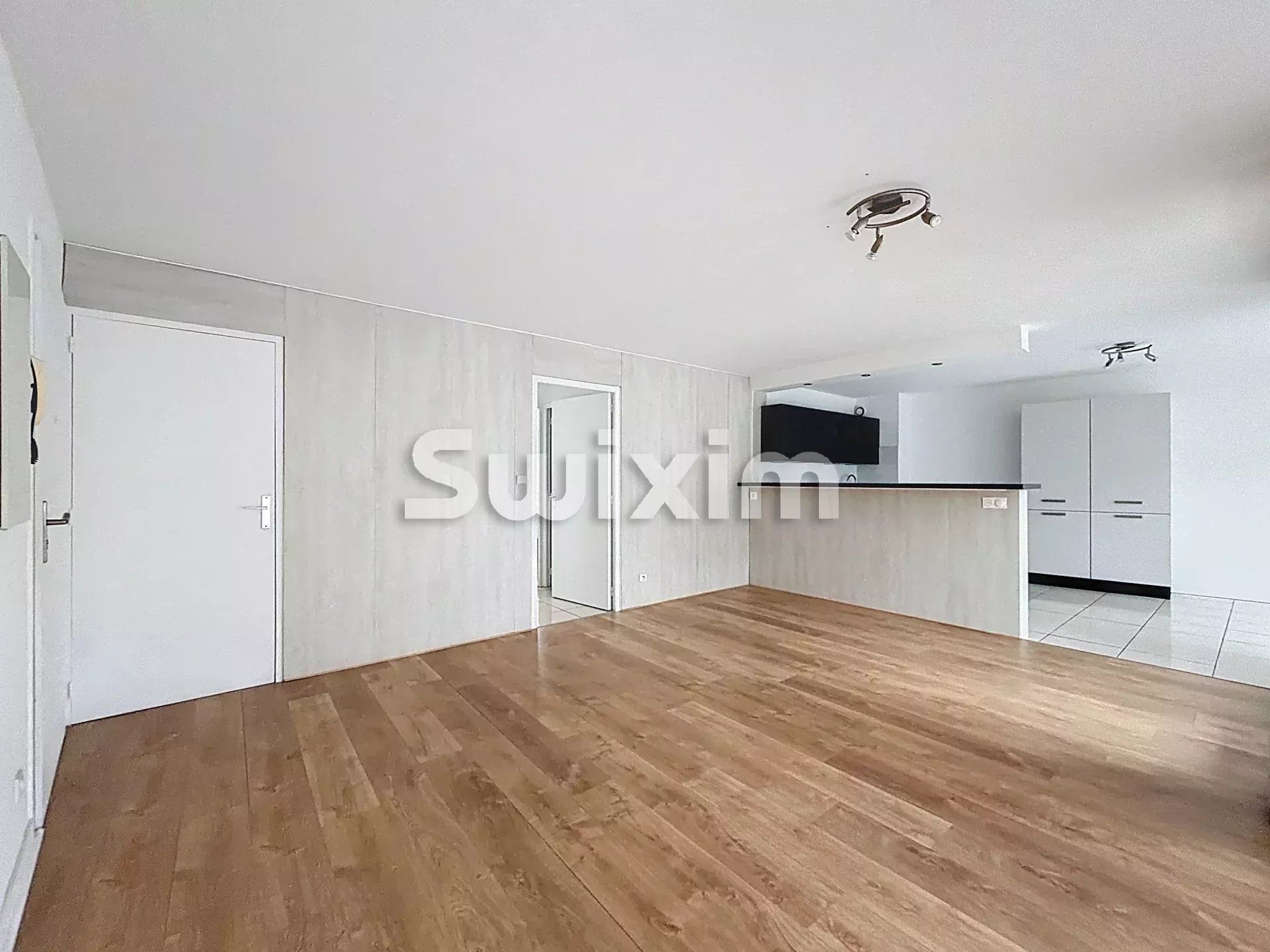 apartment 3 Rooms for sale on Ferney-Voltaire (01210)