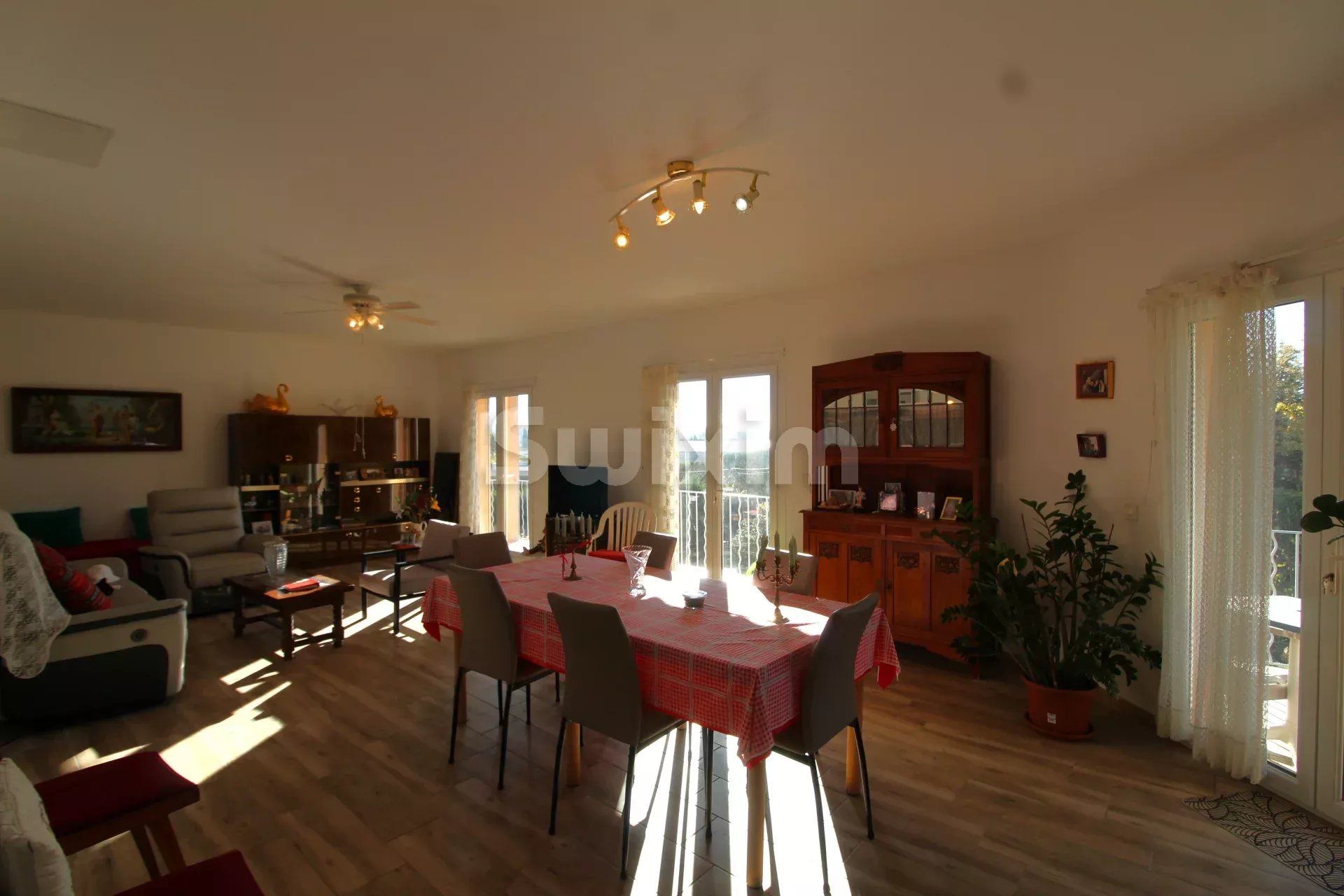 villa 8 Camere in vendita su Grasse (06130)
