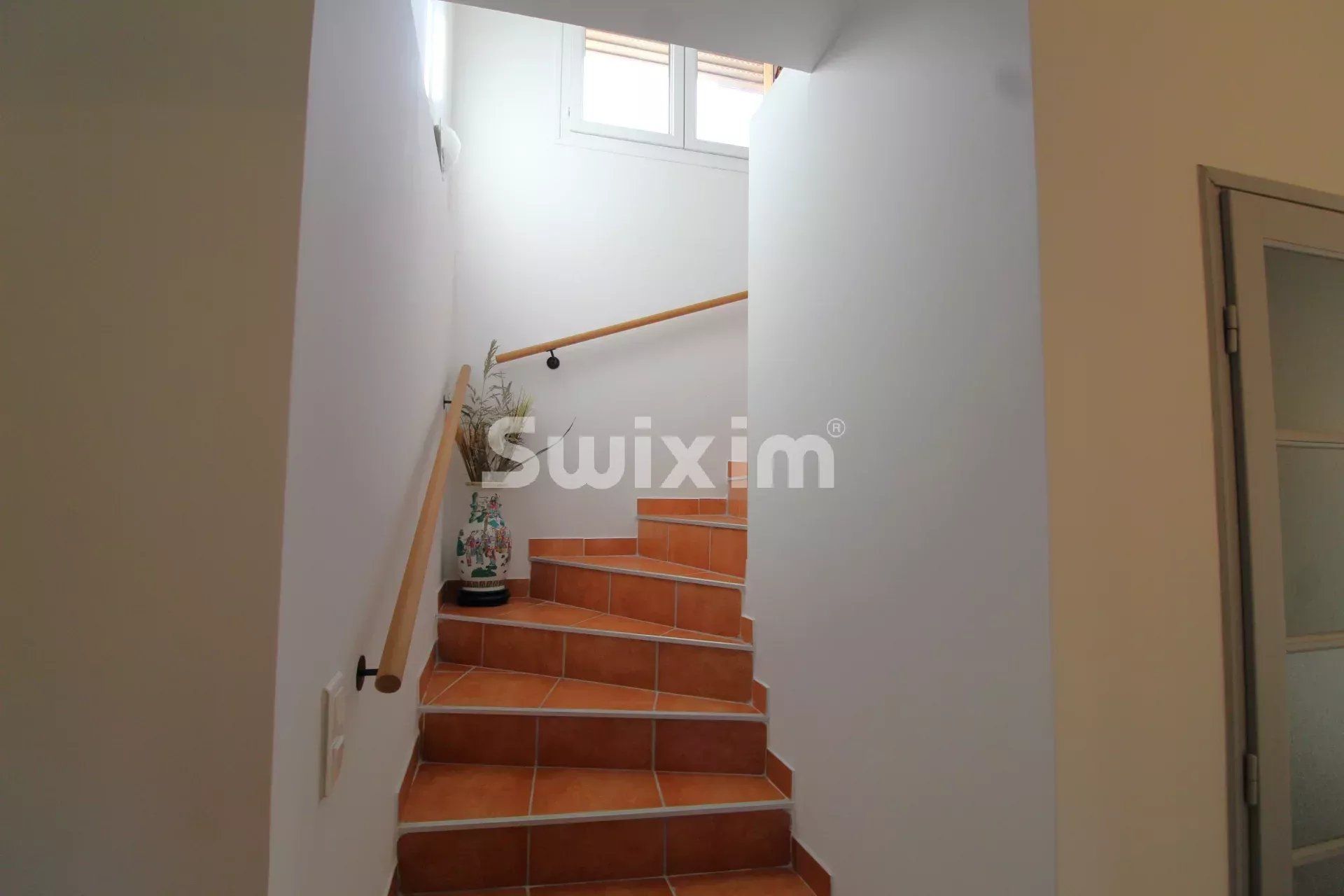 villa 8 Camere in vendita su Grasse (06130)