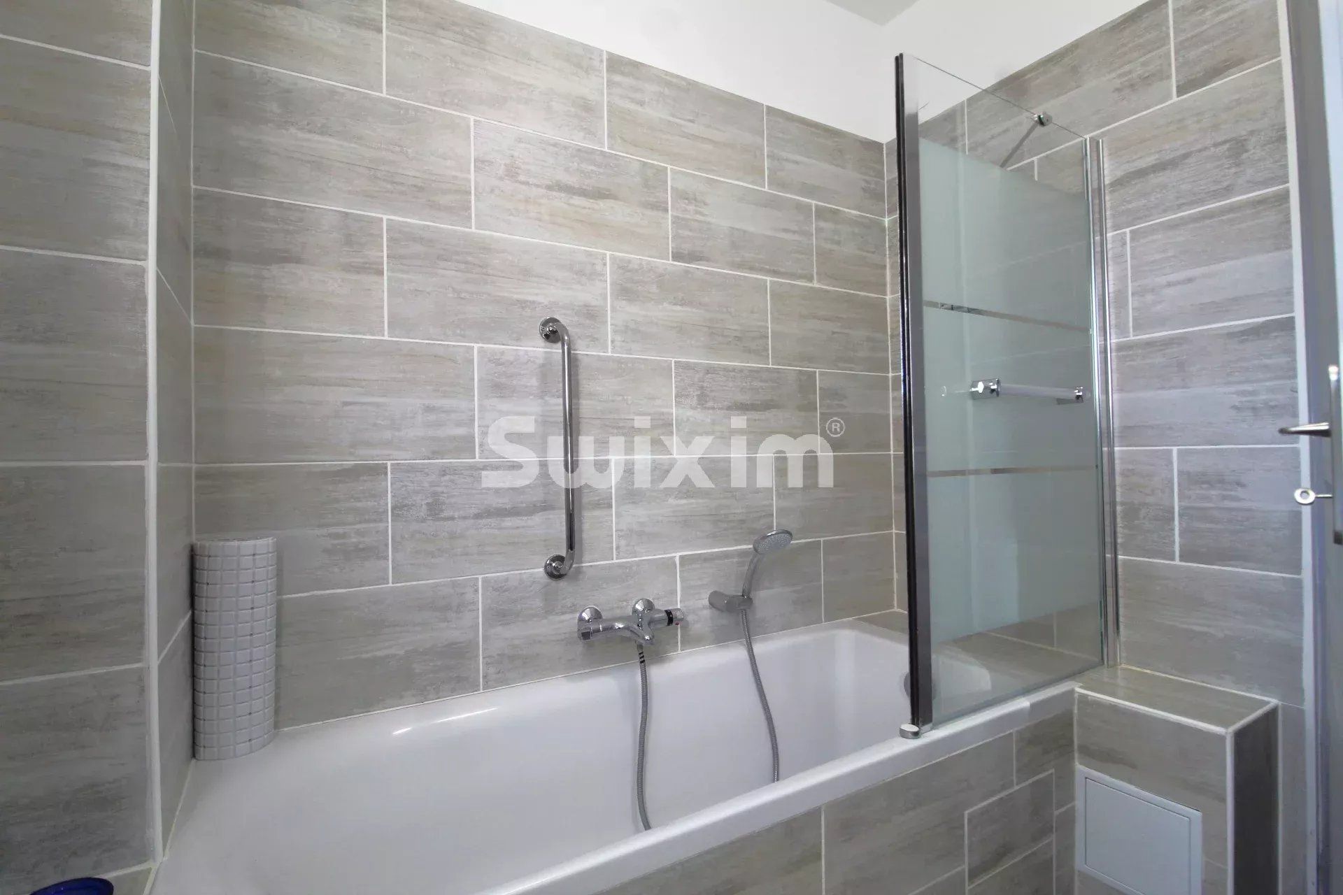 villa 8 Camere in vendita su Grasse (06130)