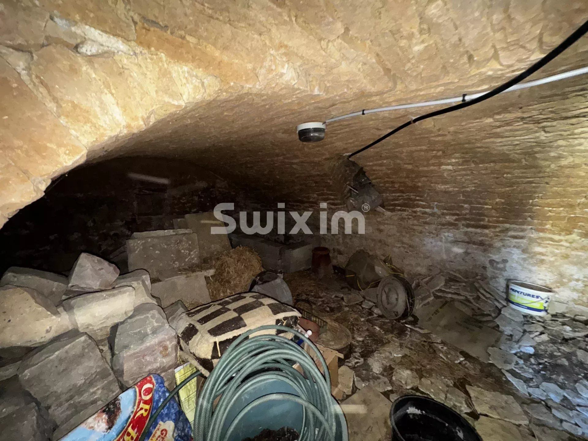 casa 4 Camere in vendita su Santigny (89420)