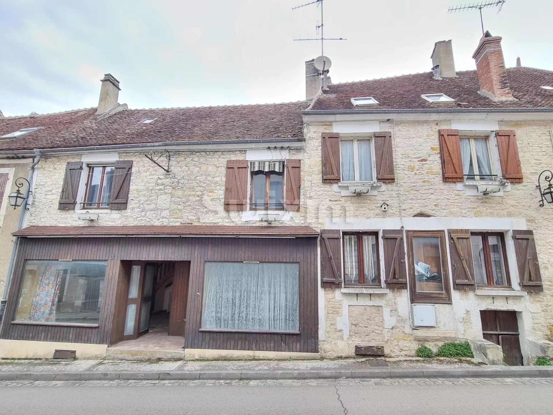 Venta Casa Vermenton 7 Salas 167 m²