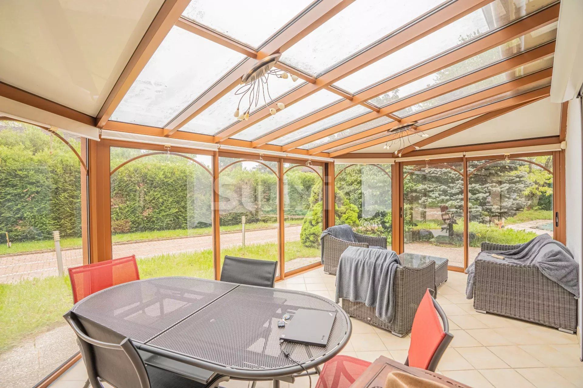 haus 7 Zimmer zum verkauf auf Prévessin-Moëns (01280)