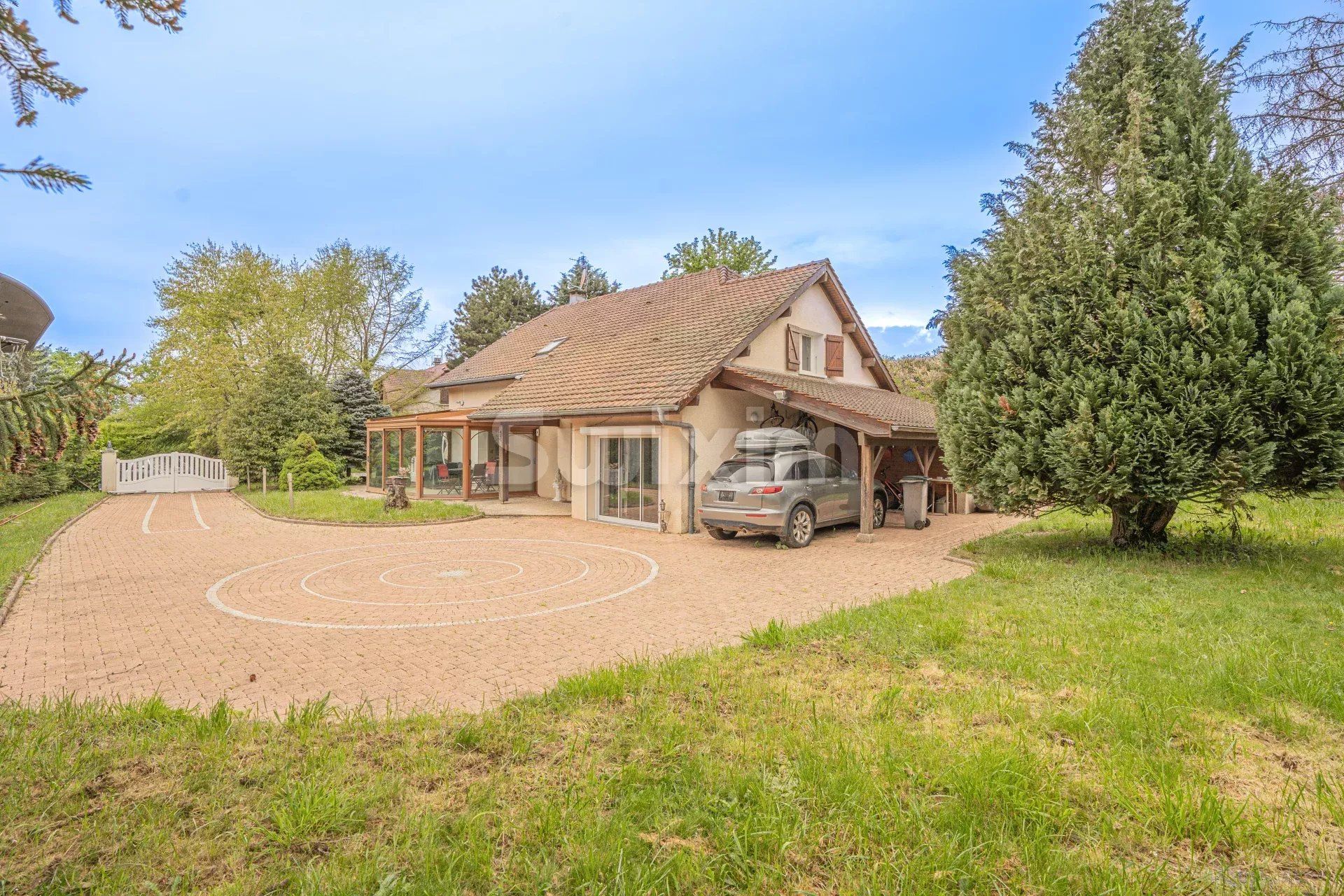 haus 7 Zimmer zum verkauf auf Prévessin-Moëns (01280)