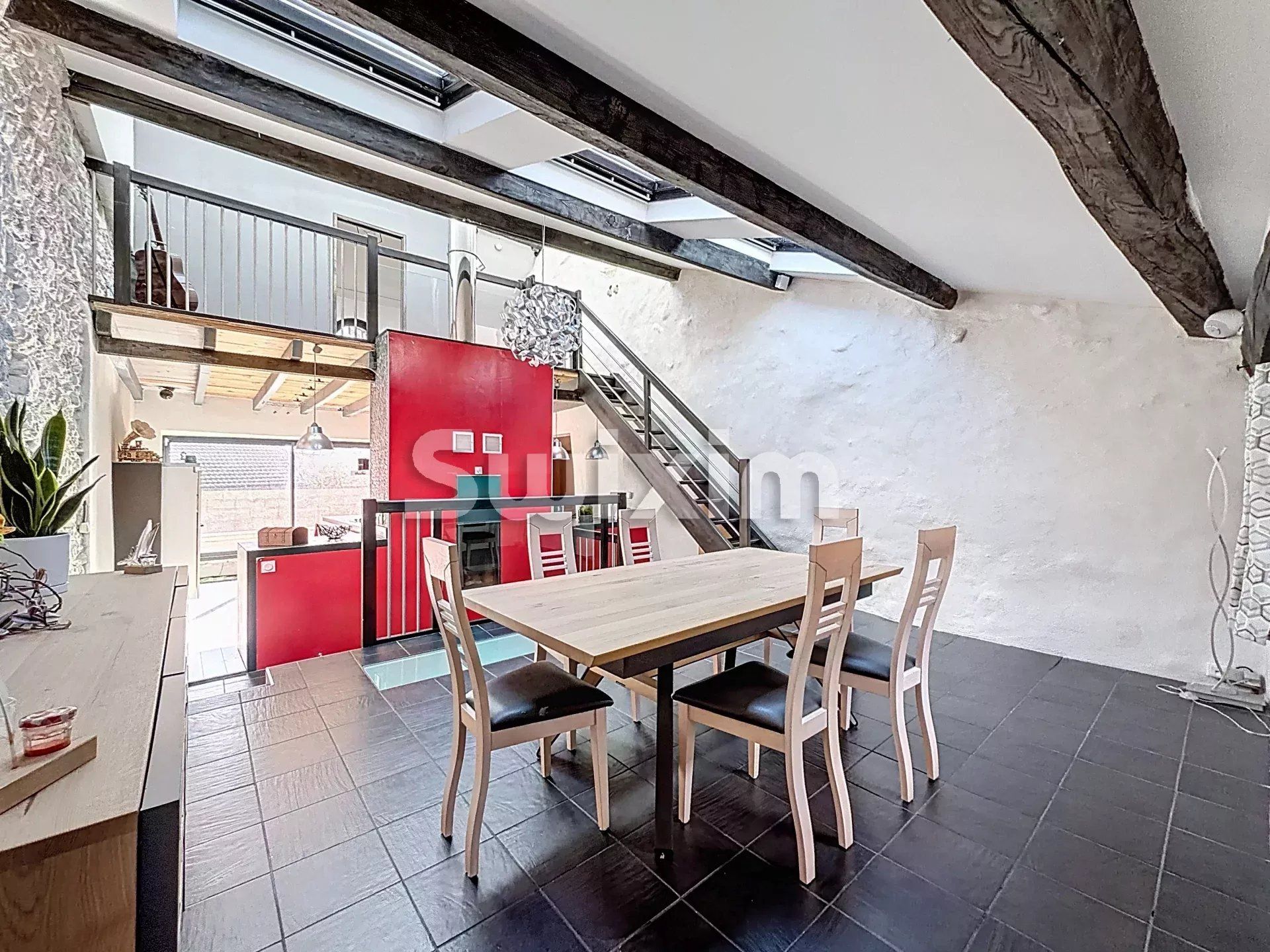 maison 10 Pièces en vente sur Péron (01630)