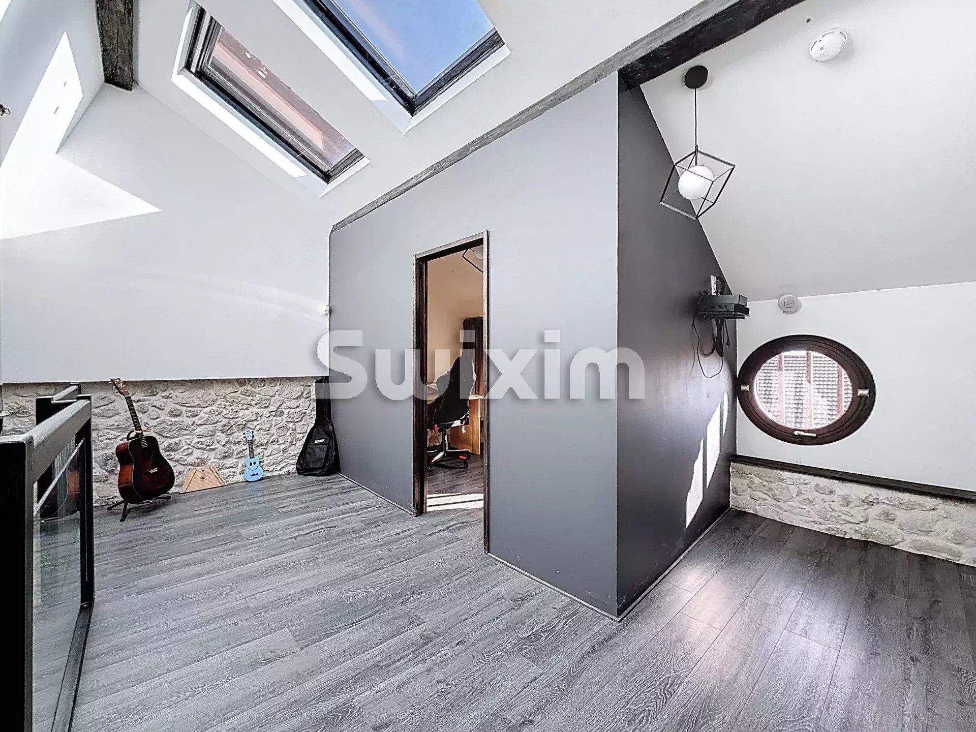 maison 10 Pièces en vente sur Péron (01630)