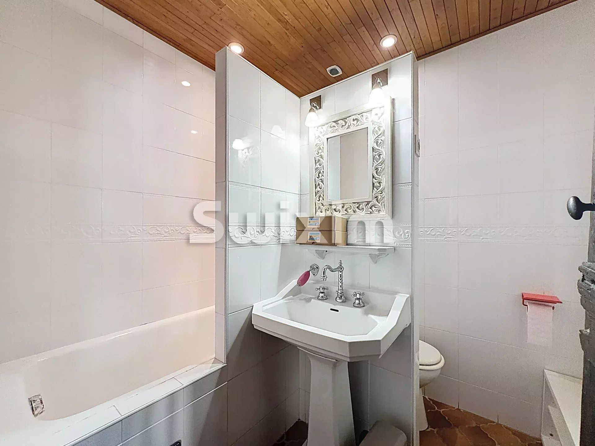 maison 10 Pièces en vente sur Péron (01630)