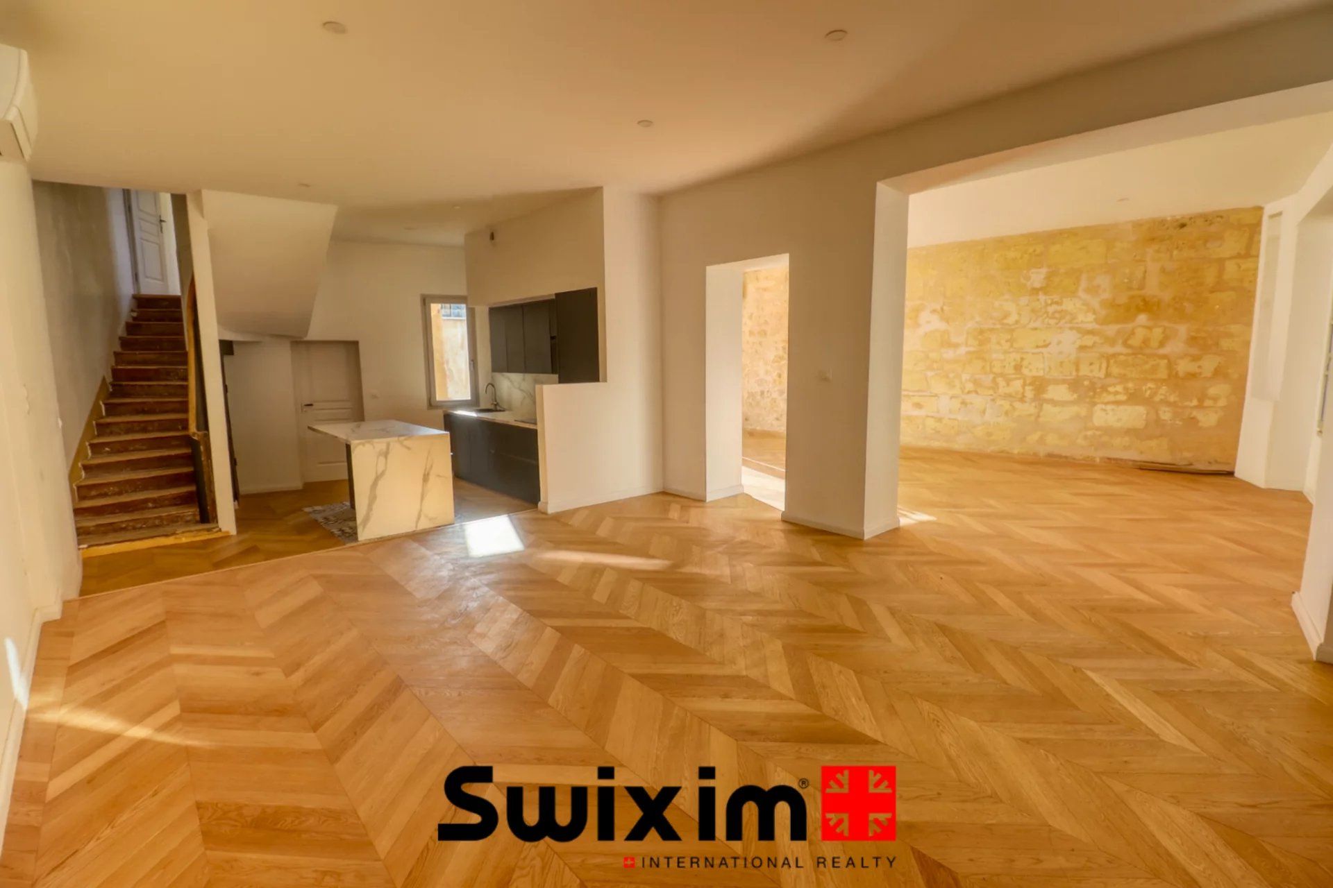 casa 6 Quartos para venda sobre Bordeaux (33000)