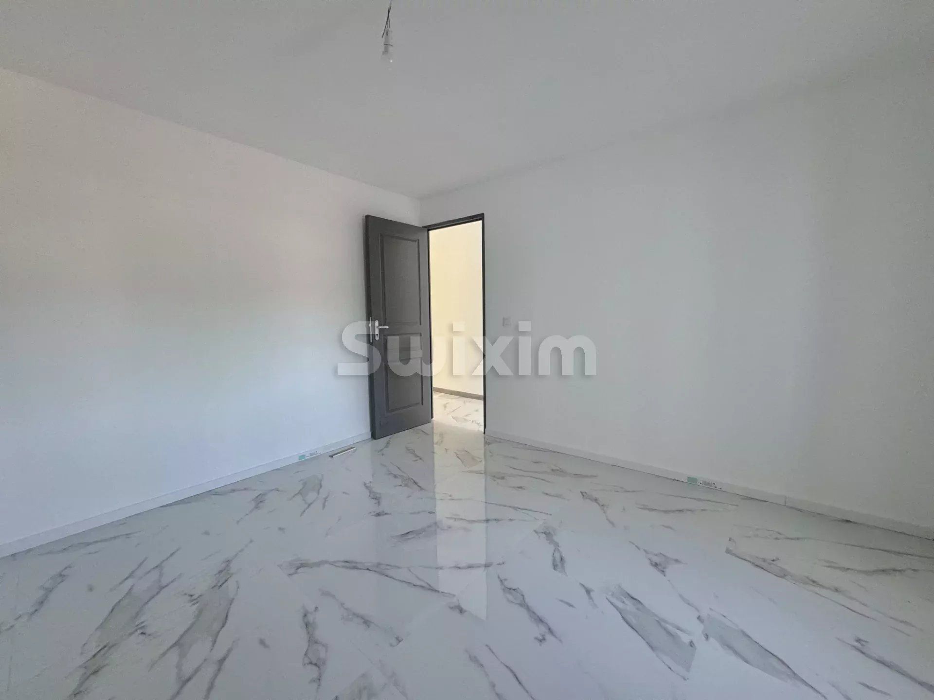 house 4 Rooms for sale on Vézénobres (30360)