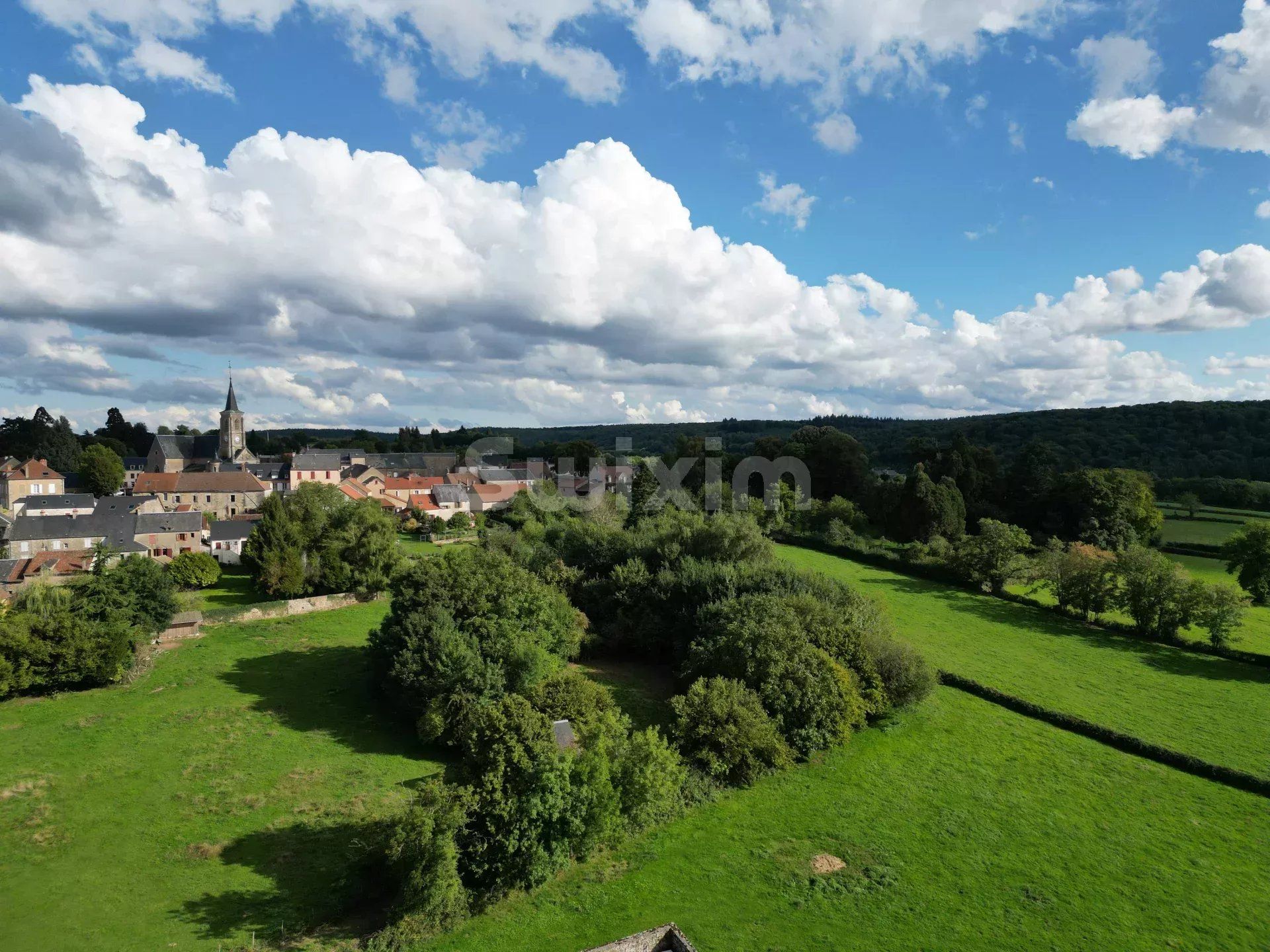terreno en venta en Quarré-les-Tombes (89630)