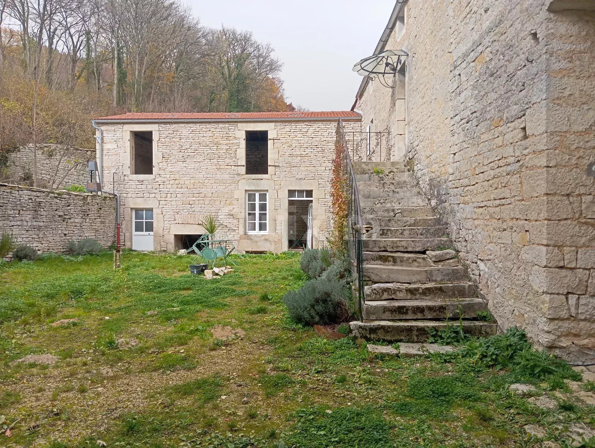 casa 6 Quartos para venda sobre Aisy-sur-Armançon (89390)