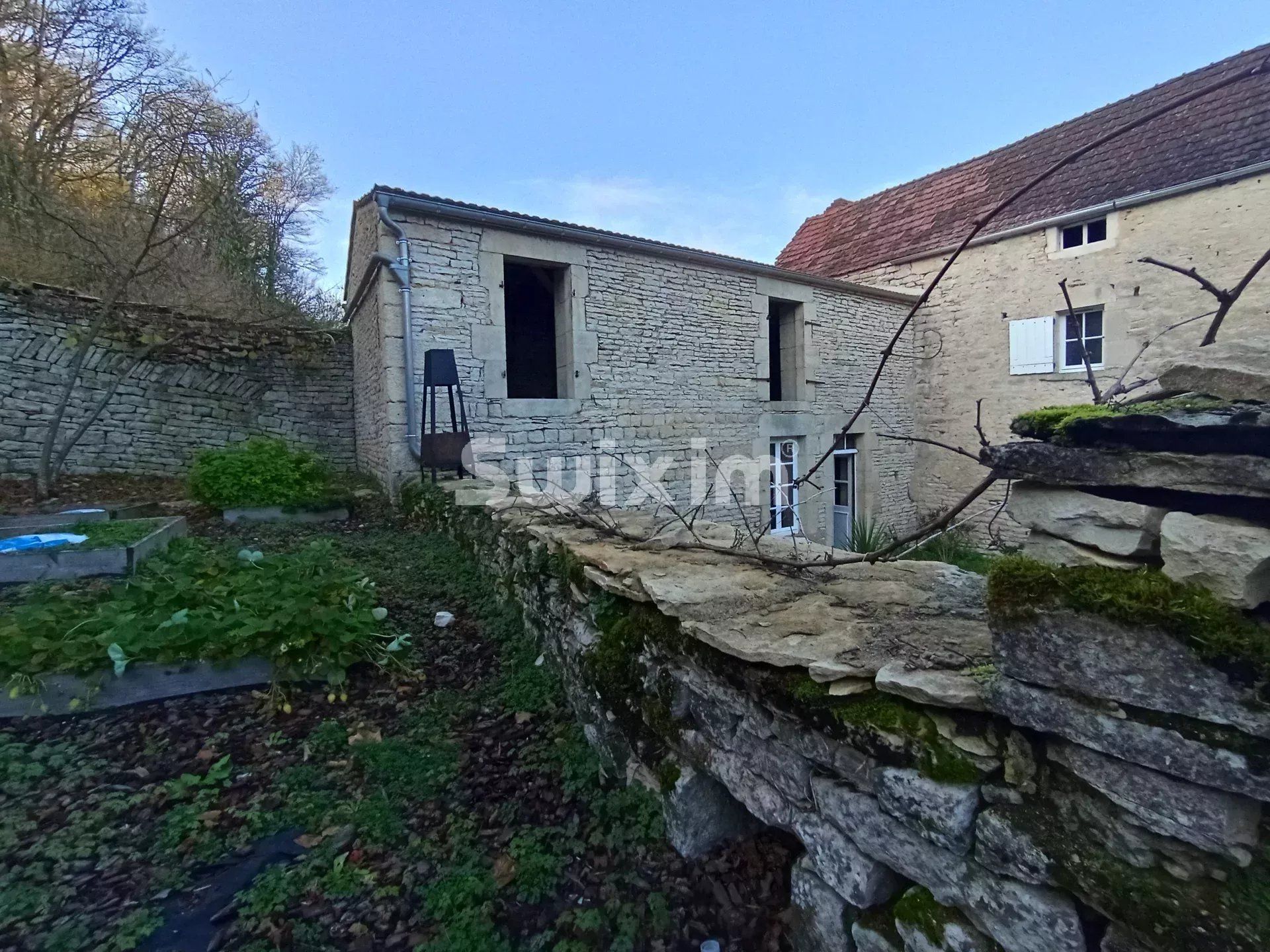house 6 Rooms for sale on Aisy-sur-Armançon (89390)