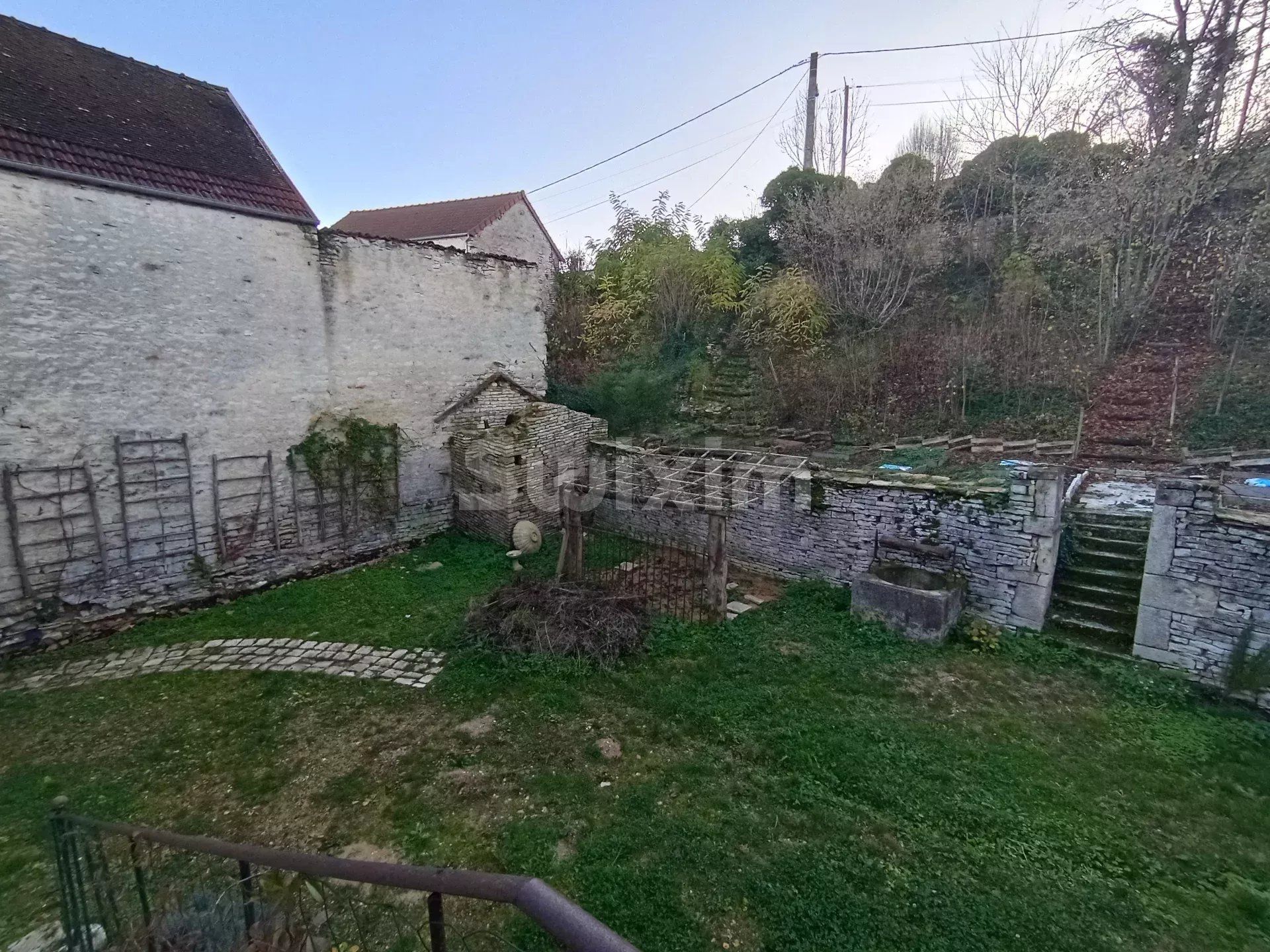 casa 6 Quartos para venda sobre Aisy-sur-Armançon (89390)